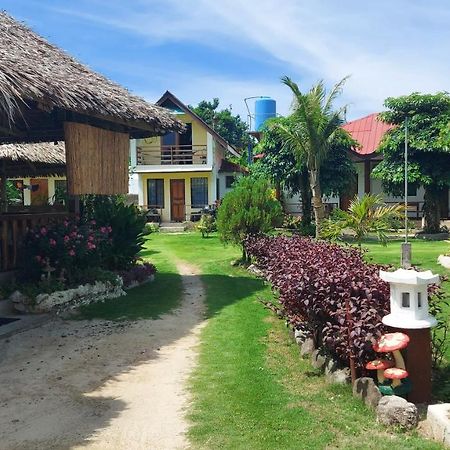Gardenview Homestay Siargao Хенерал Луна Екстериор снимка