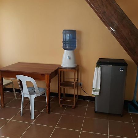 Gardenview Homestay Siargao Хенерал Луна Екстериор снимка