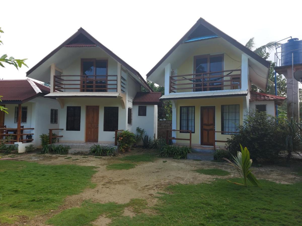 Gardenview Homestay Siargao Хенерал Луна Екстериор снимка